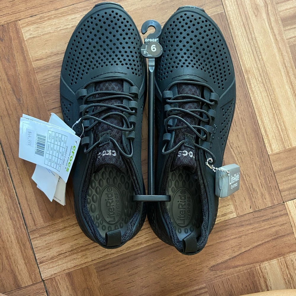 BRAND NEW Light Ride Pacers